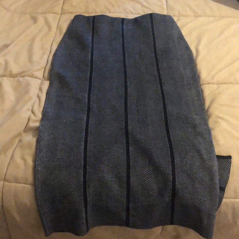 NWT Express Herringbone High Wasted Sweater Pencil Skirt Size Small Gray/Black